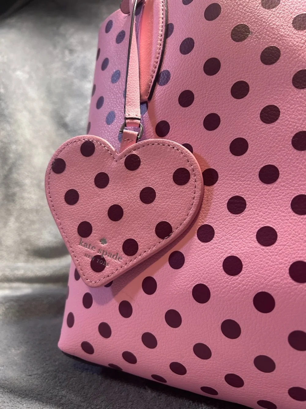 Kate Spade Arch Lovebirds Reversible Polkadot Tote w/ Bag Charm - Picture 5 of 12